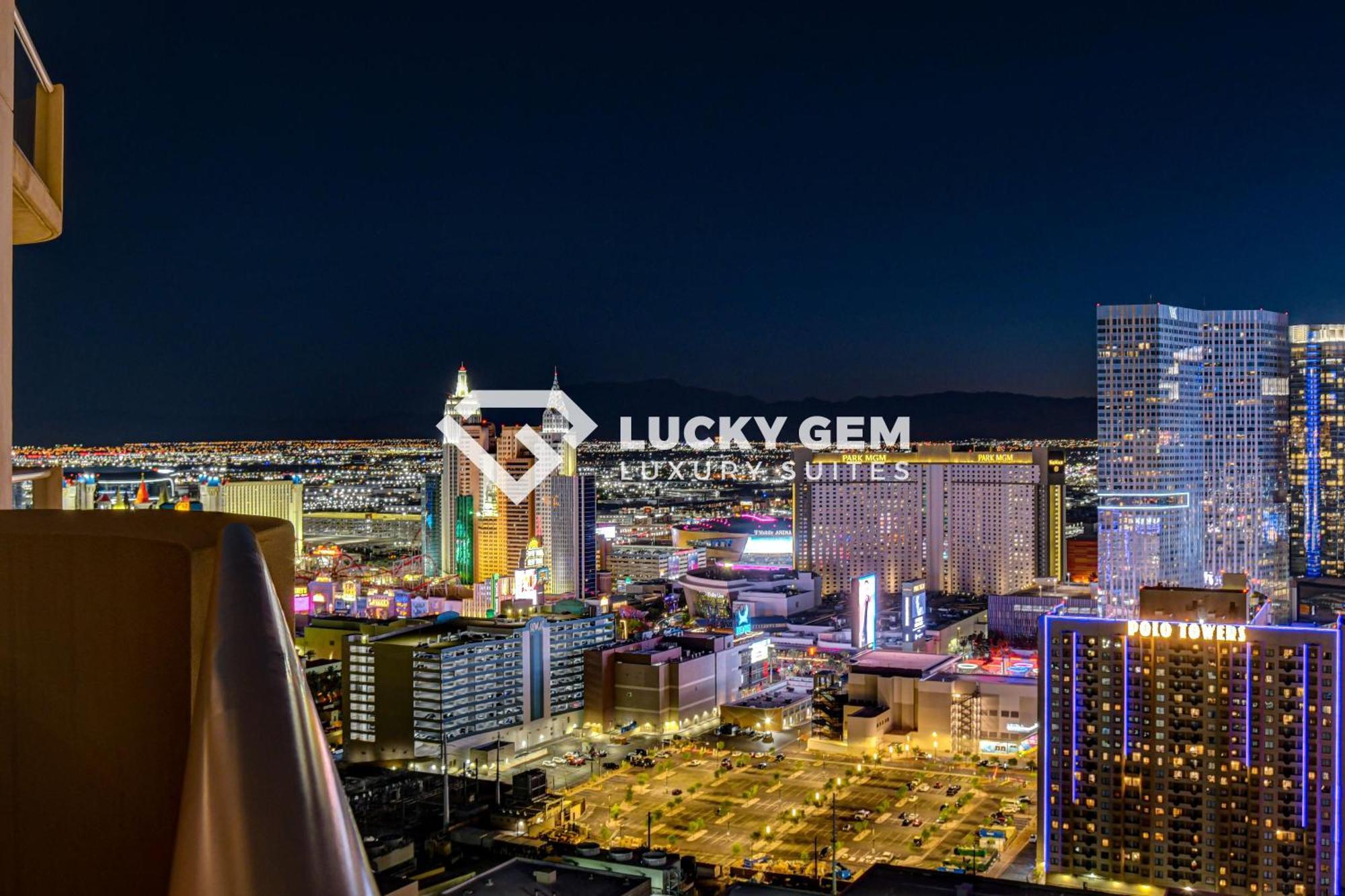 Hotel Lucky Gem Penthouse & Luxury At Signature Resort, Balcony Strip View 3505 Las Vegas