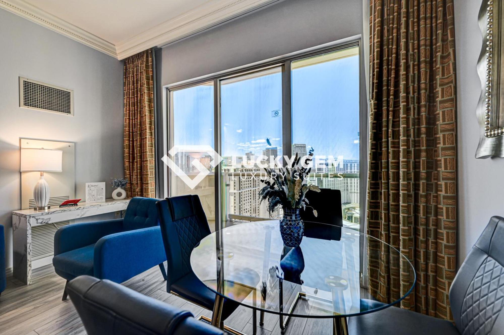 Lucky Gem Penthouse & Luxury At Signature Resort, Balcony Strip View 3505 Hotel